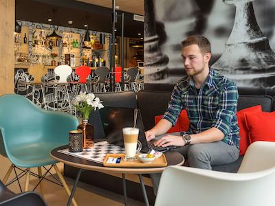 ایبیز االست سنتروم