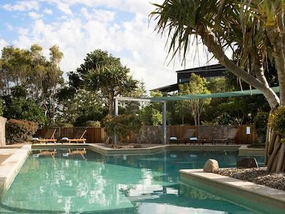 د سبل توین واترز