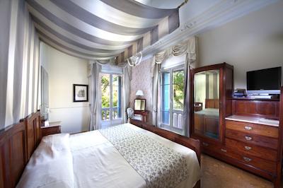 گراند آلبرگو اوسُنیا اند هونگاریا