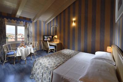 گراند آلبرگو اوسُنیا اند هونگاریا