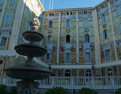 گراند آلبرگو اوسُنیا اند هونگاریا