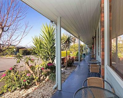 کمفرت این سدار لج