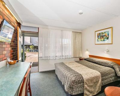 کمفرت این سدار لج