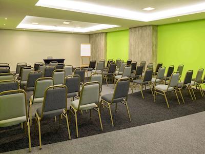 هتل ایبیز استیلز کوریتیبا سنترو سیویکو