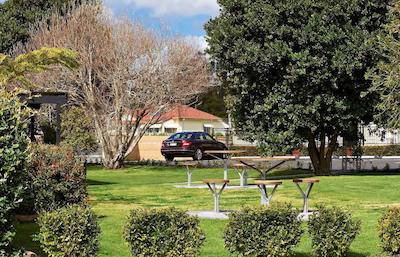 ایبیز استیلز آلبانی هتل