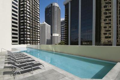 اُاکز اوررا تور