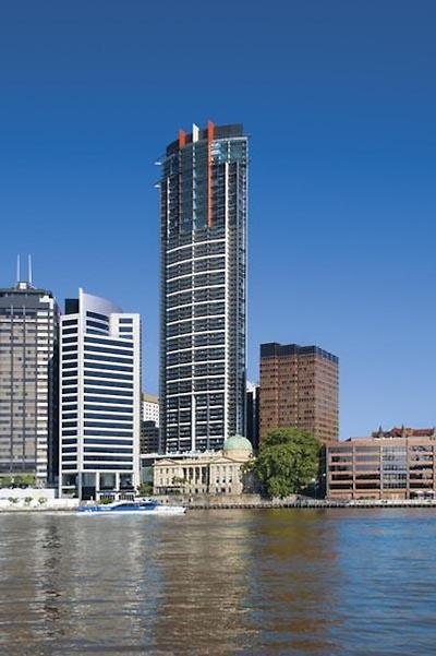 اُاکز اوررا تور