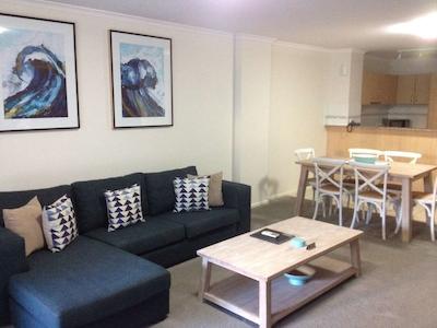 کی-ای اپارتمنتز پرت ماککواری