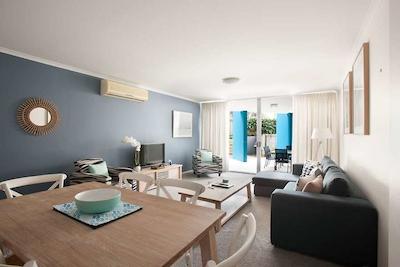 کی-ای اپارتمنتز پرت ماککواری