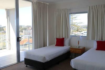 کی-ای اپارتمنتز پرت ماککواری