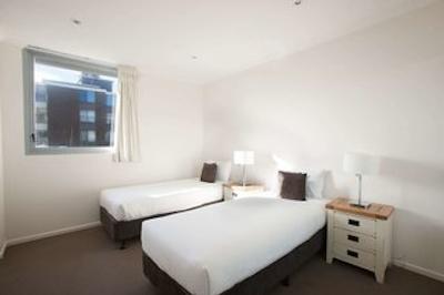 کی-ای اپارتمنتز پرت ماککواری