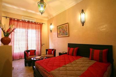 ریاد دار مومتاز