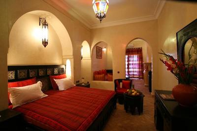 ریاد دار مومتاز