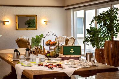 بست وسترن هتل مینز