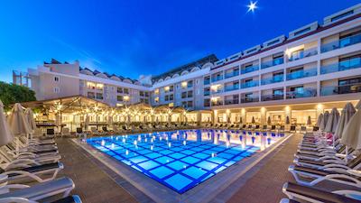 جولیان کلوب