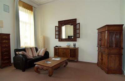 دمیسیل رسیدنز باد ااچن