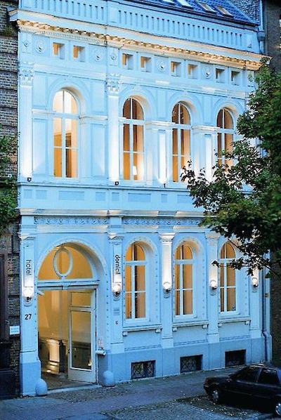 دمیسیل رسیدنز باد ااچن