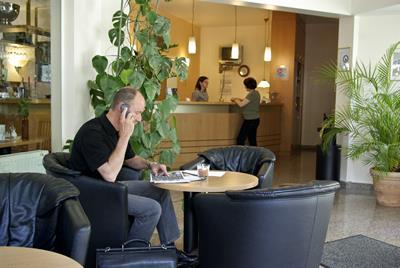 آیرپرت بوسینسهتل کلن