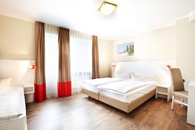 هتل اُستسیهال کیل بای پرمیر کلاس