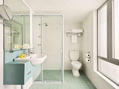 ایبیز اسیدنی ورلد اسکوار