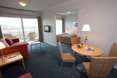 کمول میدلفارت