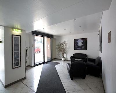 هتل البرویچ دوسلدرف