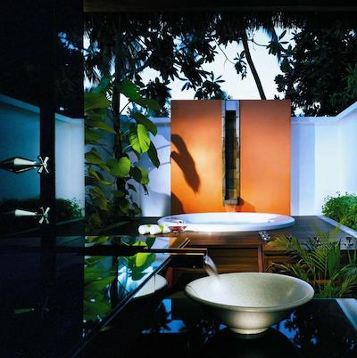 آنگسانا ایهورو