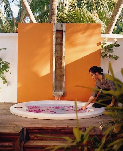 آنگسانا ایهورو