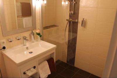 هتل بلوملاج گارنی