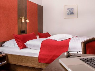 اردتل انا فلیر