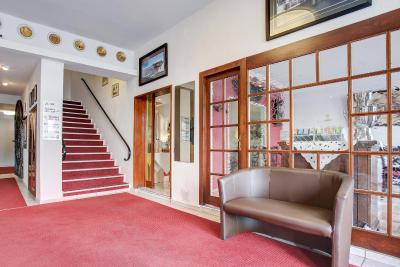 سنترو هتل کنسول