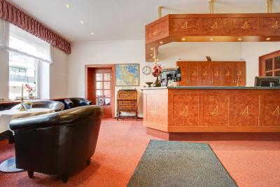 سنترو هتل کنسول