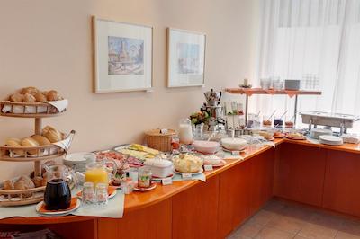 هتل کارلیننهف