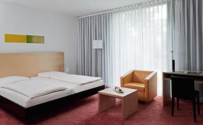 اینسید دوسلدرف اسیسترن