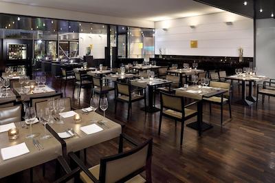 اینسید دوسلدرف اسیسترن