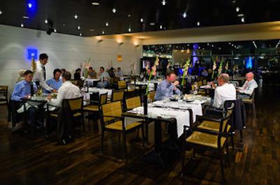 اینسید دوسلدرف اسیسترن