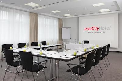 اینترسیتیهتل برلین اُستباهنهف