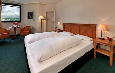 اینترسیتیهتل ووپرتال