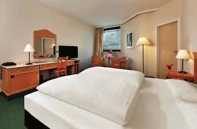 اینترسیتیهتل ووپرتال