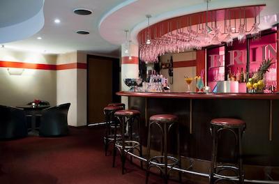 سلکت هتل برلین اُستباهنهف