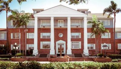 د لافت هتل اسویم کلوب اند بونگالوز