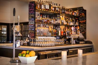 د لافت هتل اسویم کلوب اند بونگالوز