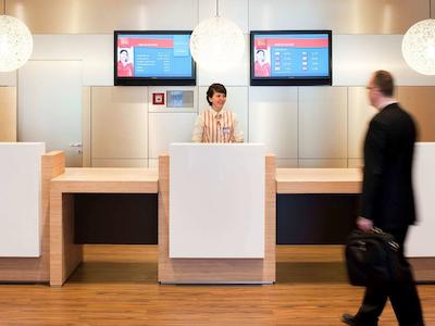 ایبیز ااچن مارسهیرتر (آیکس لا چاپل)