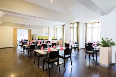 سلکت هتل اُسنابروک