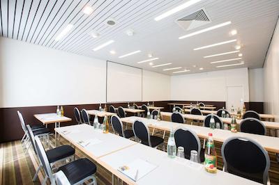 سلکت هتل اُسنابروک