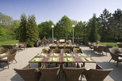 سلکت هتل اُسنابروک