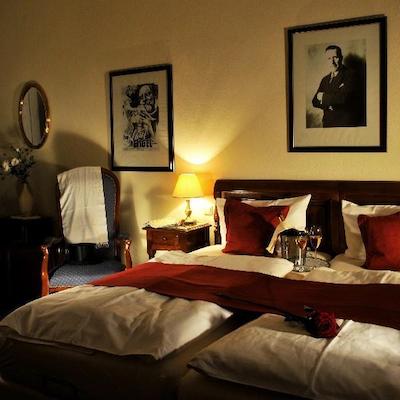 تپ سیتیلین کلاسیک آلتستادت هتل