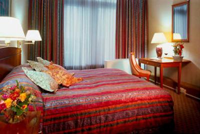 پنتاهتل چمنیتز