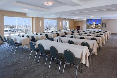 بست وسترن پلاس ایسلاند پالمز هتل اند مارینا