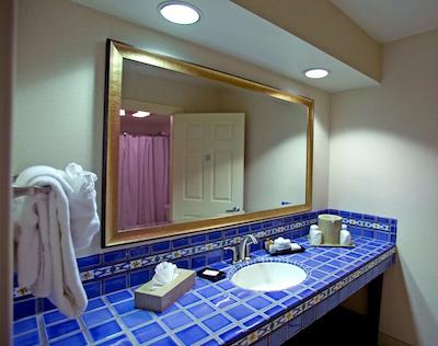 بست وسترن پلاس ایسلاند پالمز هتل اند مارینا